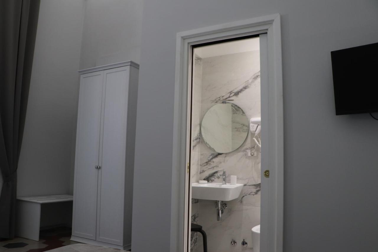 Domus Iole Appartamento Nel Centro Storico Catania Ngoại thất bức ảnh