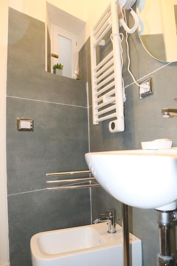 Domus Iole Appartamento Nel Centro Storico Catania Ngoại thất bức ảnh