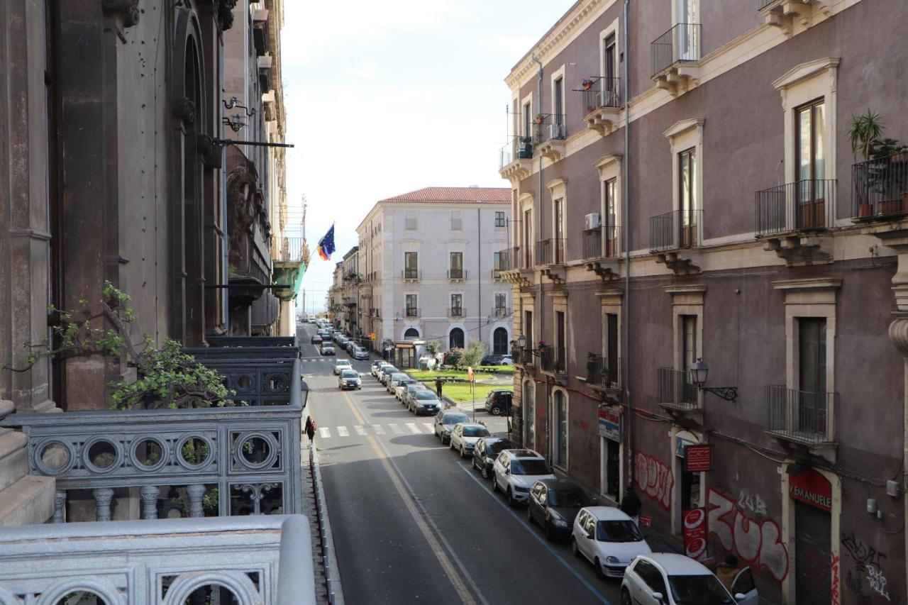 Domus Iole Appartamento Nel Centro Storico Catania Ngoại thất bức ảnh