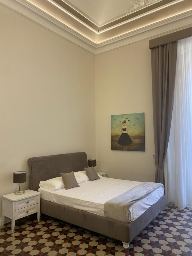 Domus Iole Appartamento Nel Centro Storico Catania Ngoại thất bức ảnh
